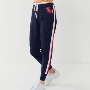 TOMMY HILFIGER NAVY BLUE SWEATPANTS